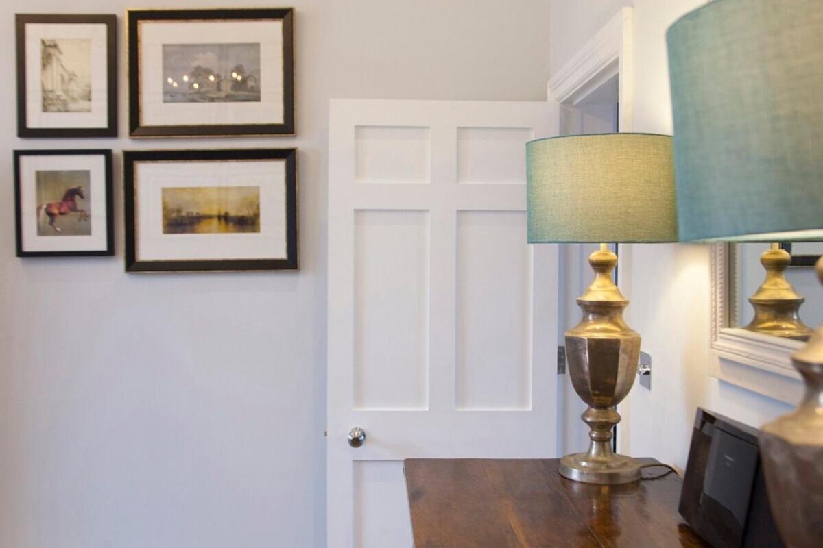 Stylish City Centre Apartment - Bath Kültér fotó