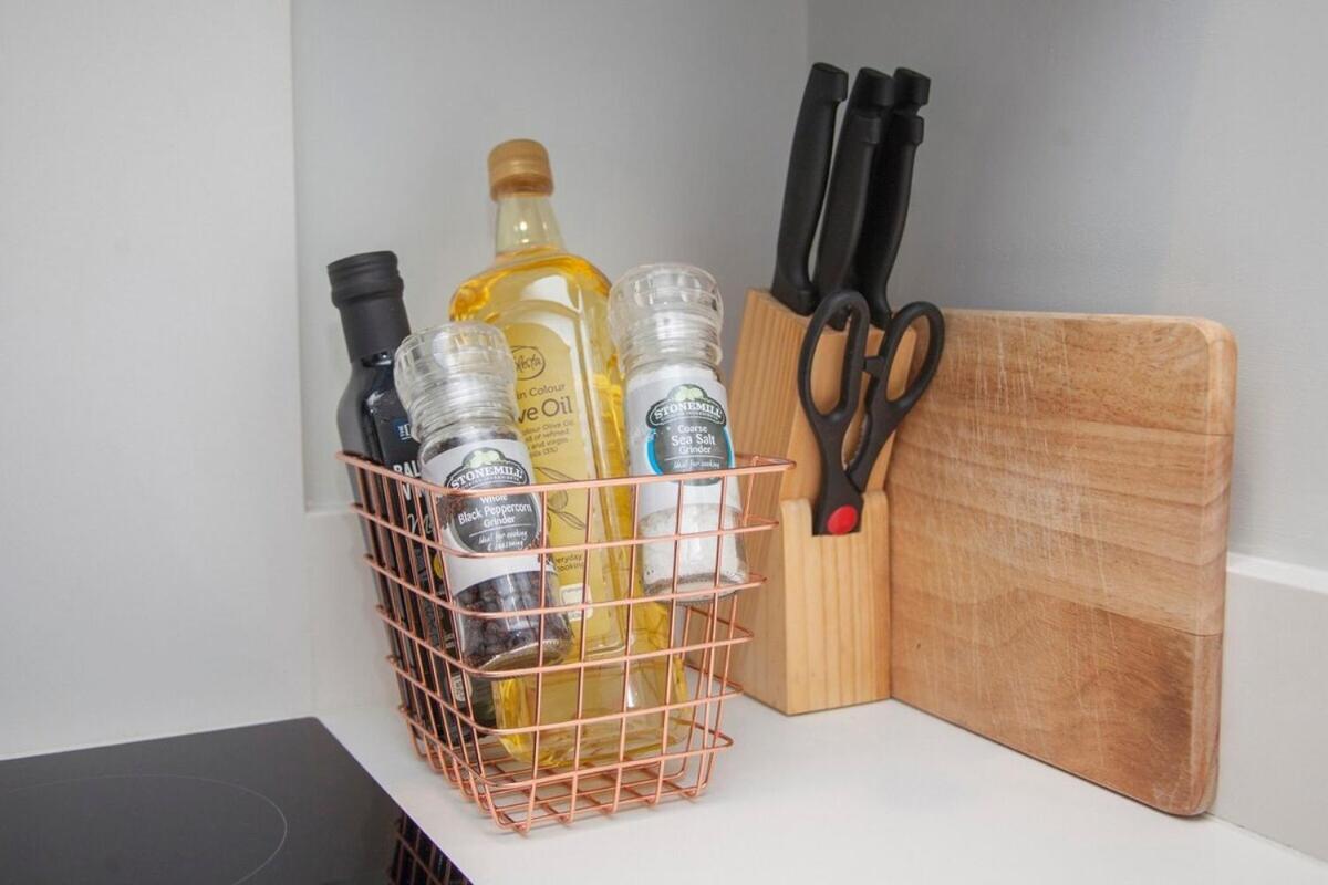 Stylish City Centre Apartment - Bath Kültér fotó