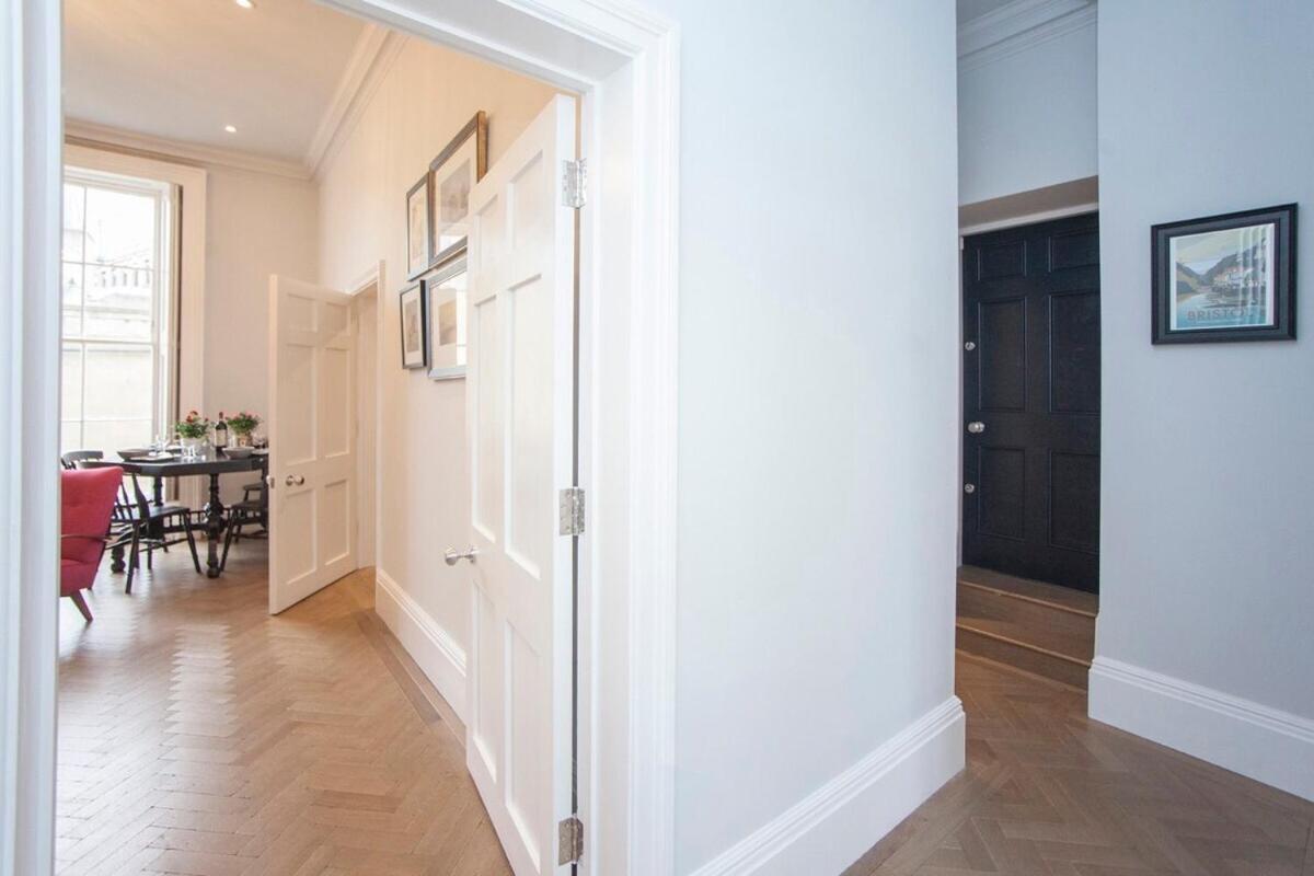 Stylish City Centre Apartment - Bath Kültér fotó