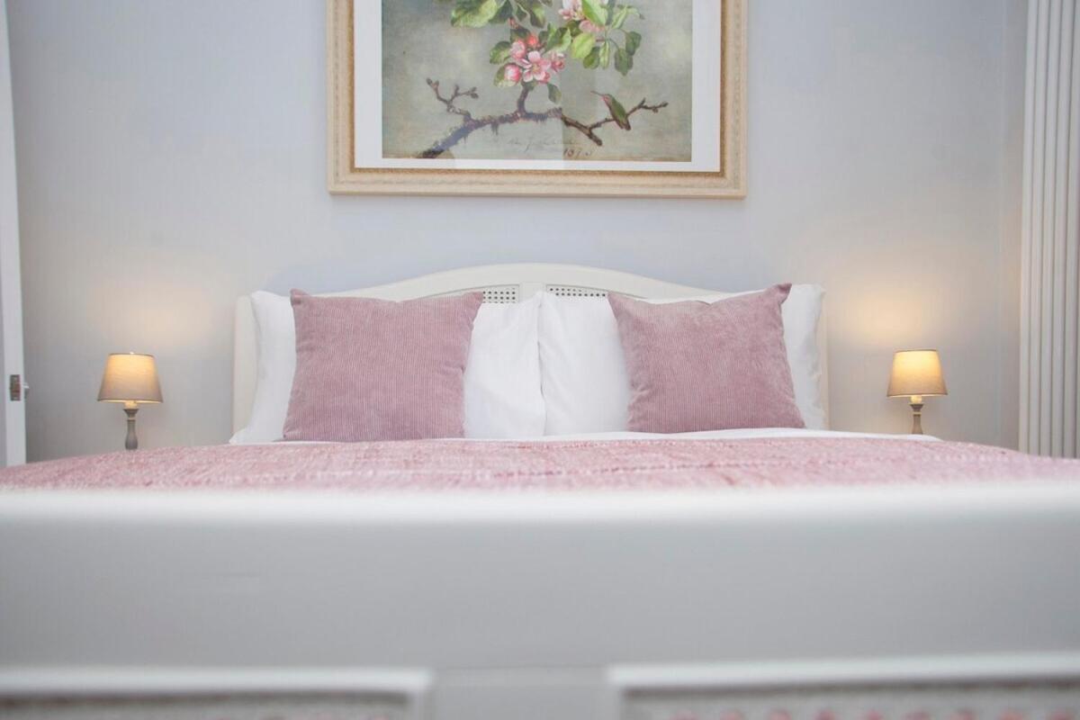 Stylish City Centre Apartment - Bath Kültér fotó