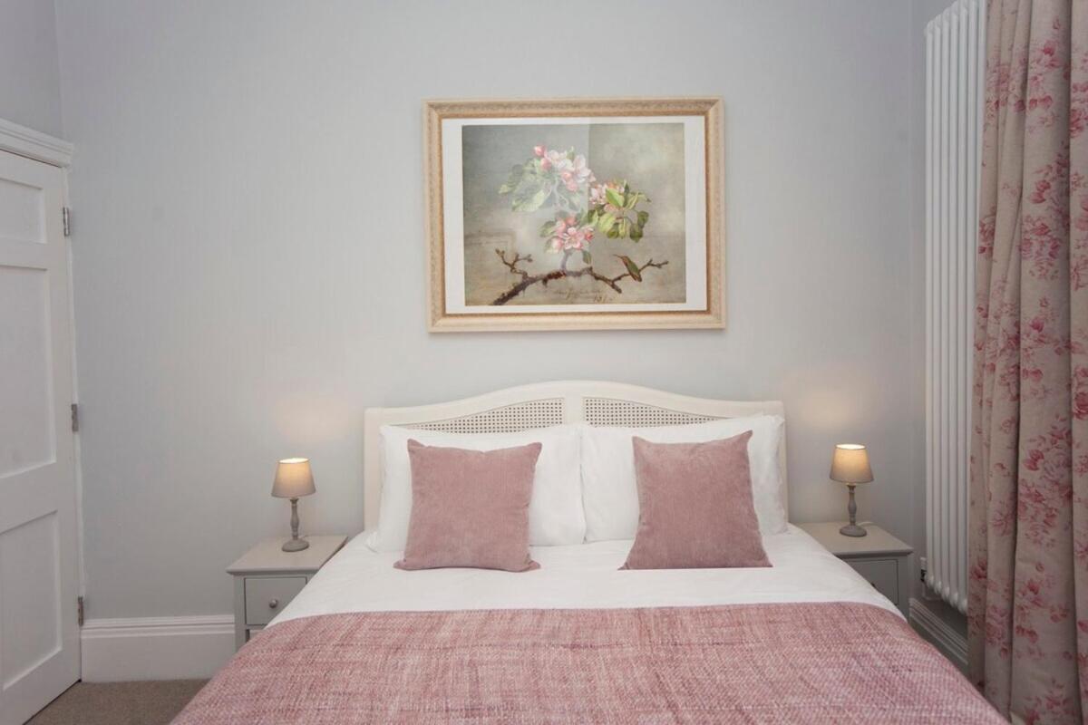 Stylish City Centre Apartment - Bath Kültér fotó