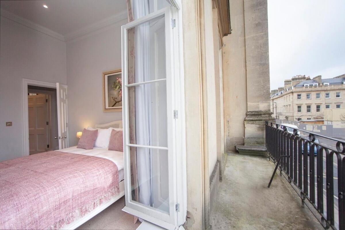 Stylish City Centre Apartment - Bath Kültér fotó